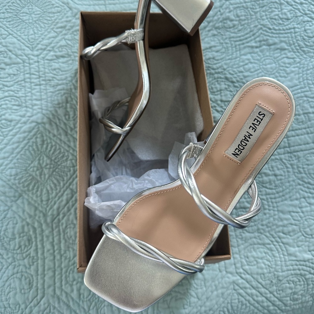 Steve Madden Silver Heels with Square-Toe Design - Picture 2 of 8